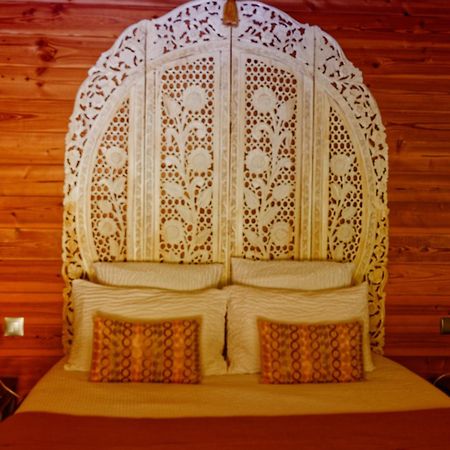 Bed and Breakfast Couleurs Du Sud Vallon-Pont-dʼArc Exterior foto